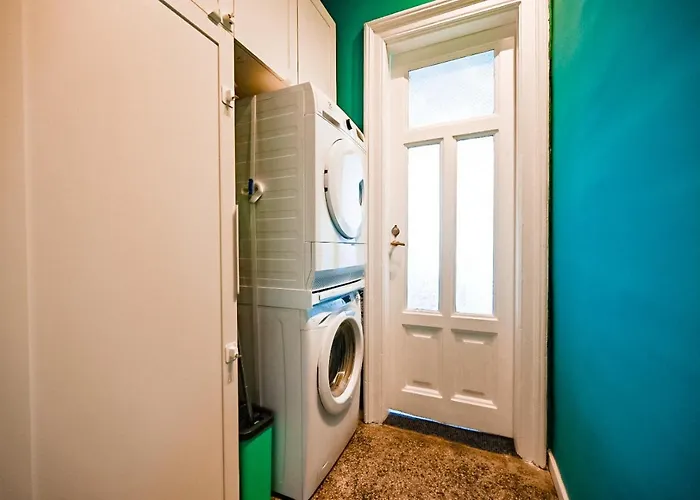 '2r' Center Holidays And Workstays شقة