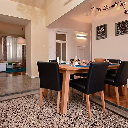 Appartamento '2r' Center Holidays And Workstays Fiume