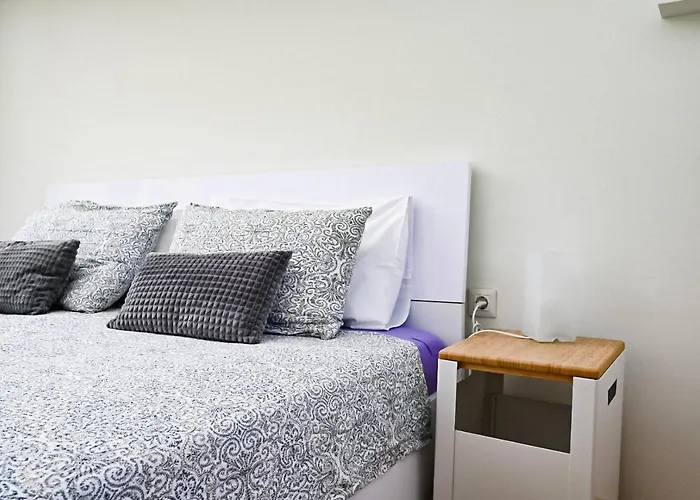 '2r' Center Holidays And Workstays Daire